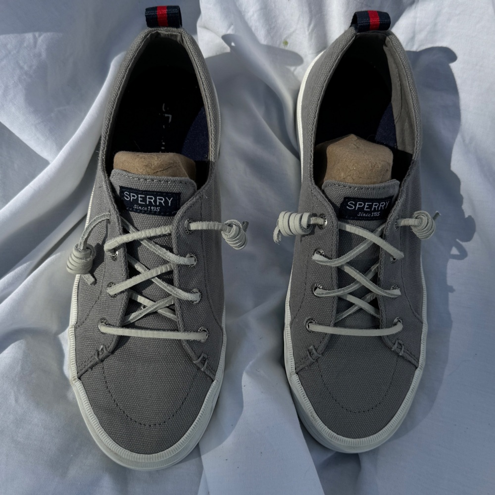 Sperry gray sneakers in size 7.5
